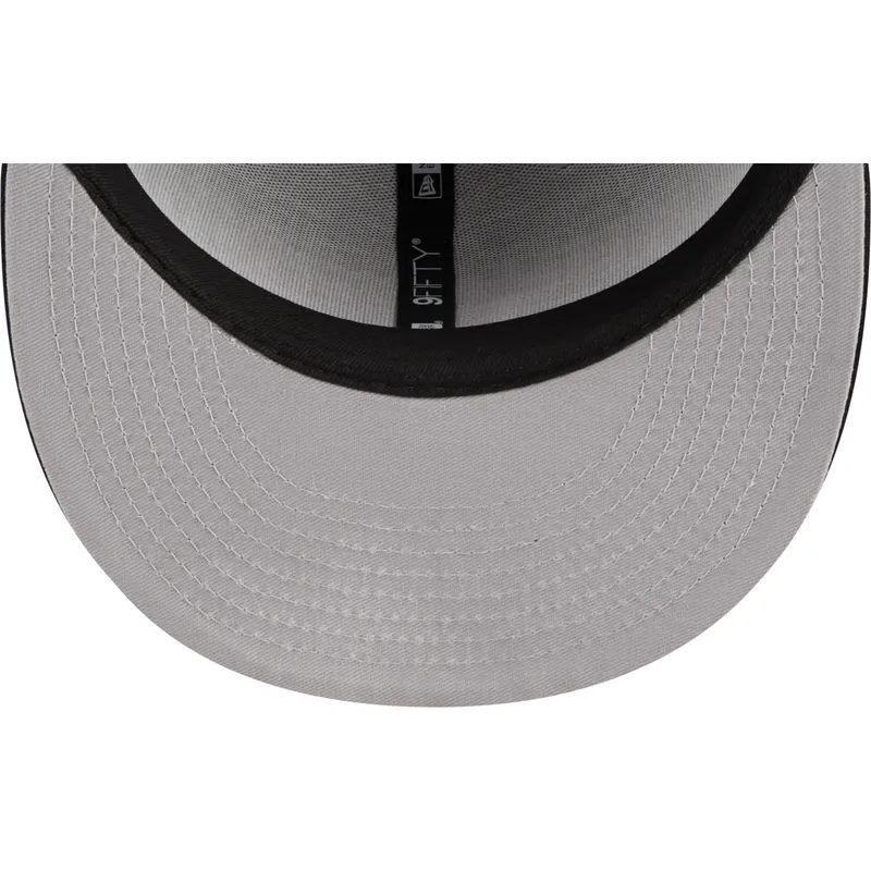 graue-und-schwarze-flache-snapback-kappe-9fifty-draft-edition-2023-von-portland-trail-blazers-nba-von-new-era