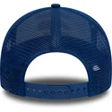 weisse-und-blaue-trucker-kappe-american-mustard-a-frame-food-von-new-era
