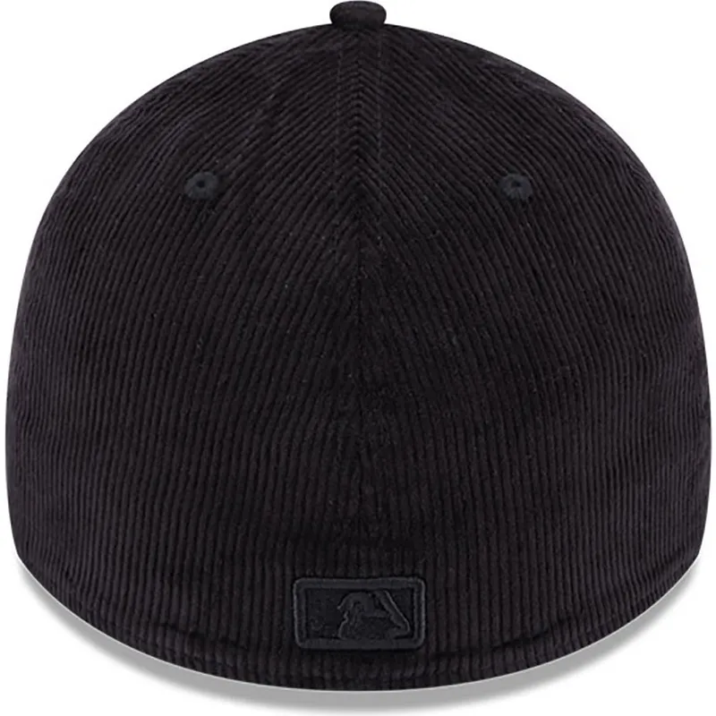 sapkak-ivelt-fekete-illesztett-39thirty-cord-new-york-yankees-mlb-new-era sapkak-ivelt-fekete-illesztett-39thirty-cord-new-york-yankees-mlb-new-era