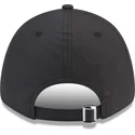 new-era-9forty-multi-texture-verstellbare-schwarze-kappe-mit-gebogenem-schirm-und-schwarzem-logo-der-new-york-yankees-mlb