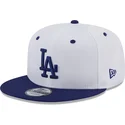 gorra-plana-blanca-y-azul-snapback-con-logo-azul-9fifty-white-crown-patch-de-los-angeles-dodgers-mlb-de-new-era