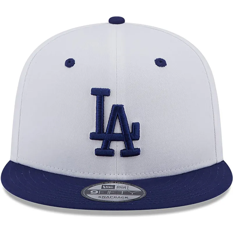 gorra-plana-blanca-y-azul-snapback-con-logo-azul-9fifty-white-crown-patch-de-los-angeles-dodgers-mlb-de-new-era