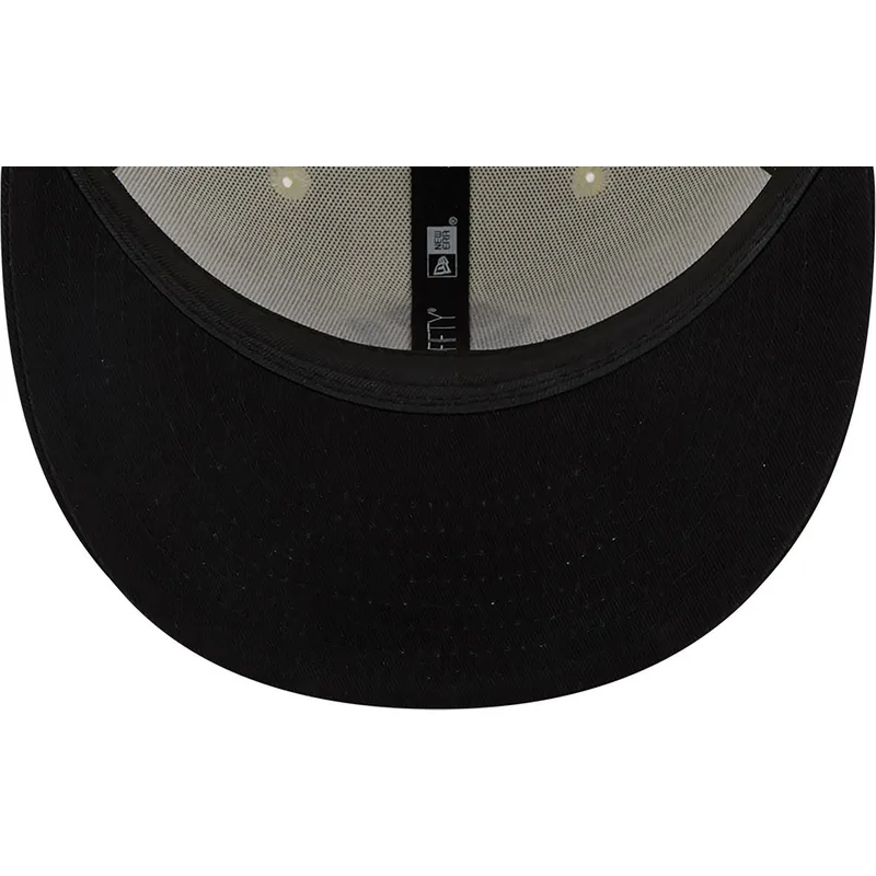 gorra-plana-blanca-y-negra-ajustada-59fifty-championships-de-new-york-yankees-mlb-de-new-era