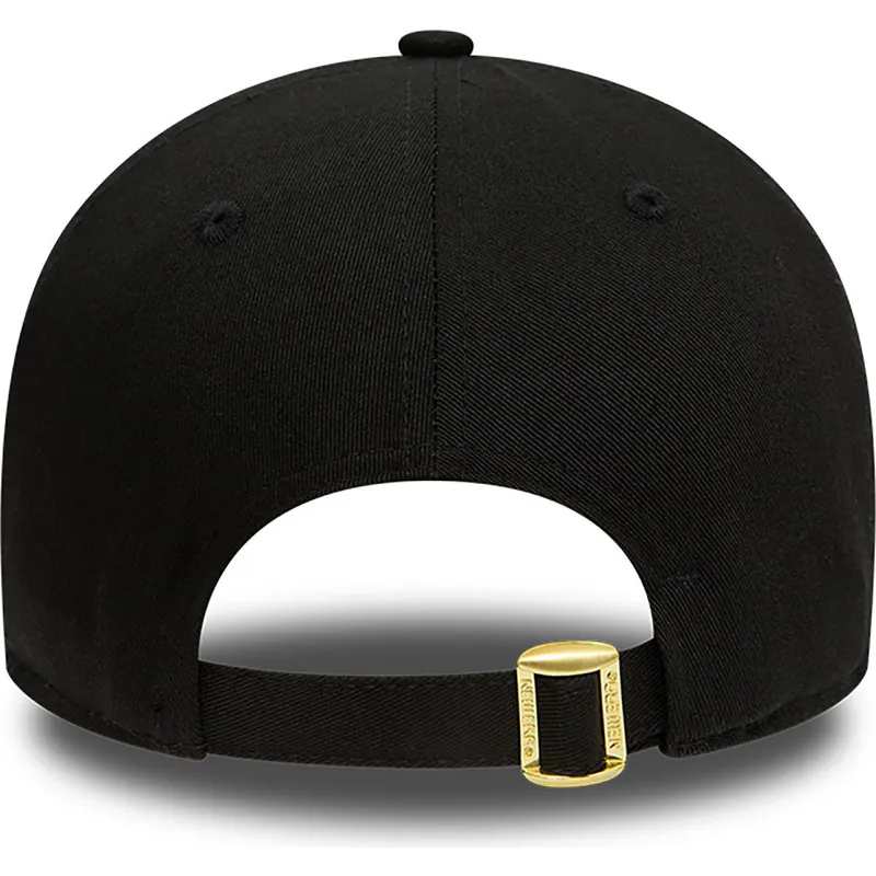 sapkak-ivelt-fekete-allithato-9forty-metallic-badge-chicago-bulls-nba-new-era sapkak-ivelt-fekete-allithato-9forty-metallic-badge-chicago-bulls-nba-new-era