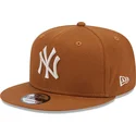 sapkak-lapos-barna-snapback-9fifty-league-essential-new-york-yankees-mlb-new-era