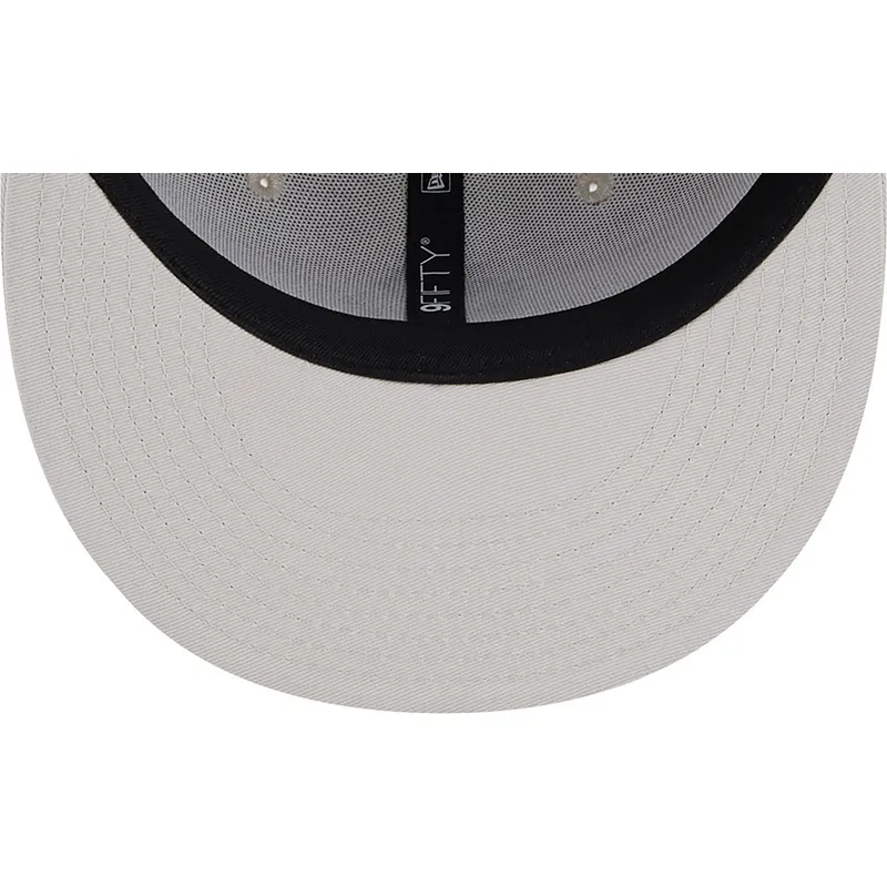 sapkak-lapos-bezs-snapback-9fifty-league-essential-new-york-yankees-mlb-new-era