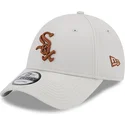 cap-ivelt-bezhov-reguliruema-lenta-marron-9forty-league-essential-chicago-white-sox-mlb-new-era