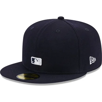 sapkak-lapos-sotetkek-illesztett-59fifty-reverse-new-york-yankees-mlb-new-era
