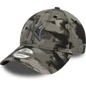 sapkak-ivelt-terepmintas-allithato-9forty-all-over-print-painted-new-york-yankees-mlb-new-era