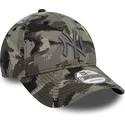 sapkak-ivelt-terepmintas-allithato-9forty-all-over-print-painted-new-york-yankees-mlb-new-era