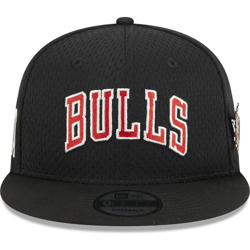 sapkak-lapos-fekete-snapback-9fifty-post-up-pin-chicago-bulls-nba-new-era