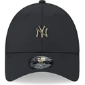 new-era-9forty-new-york-yankees-mlb-verstellbare-schwarze-kappe-mit-gebogenem-schirm