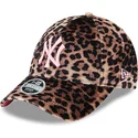 cap-ivelt-leopard-reguliruema-lenta-rosa-9forty-velour-new-york-yankees-mlb-new-era