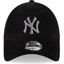 new-era-curved-brim-9forty-wide-cord-new-york-yankees-mlb-black-adjustable-cap