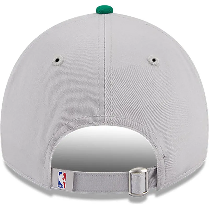 graue-und-grune-verstellbare-curved-cap-9twenty-tip-off-2023-der-boston-celtics-nba-von-new-era