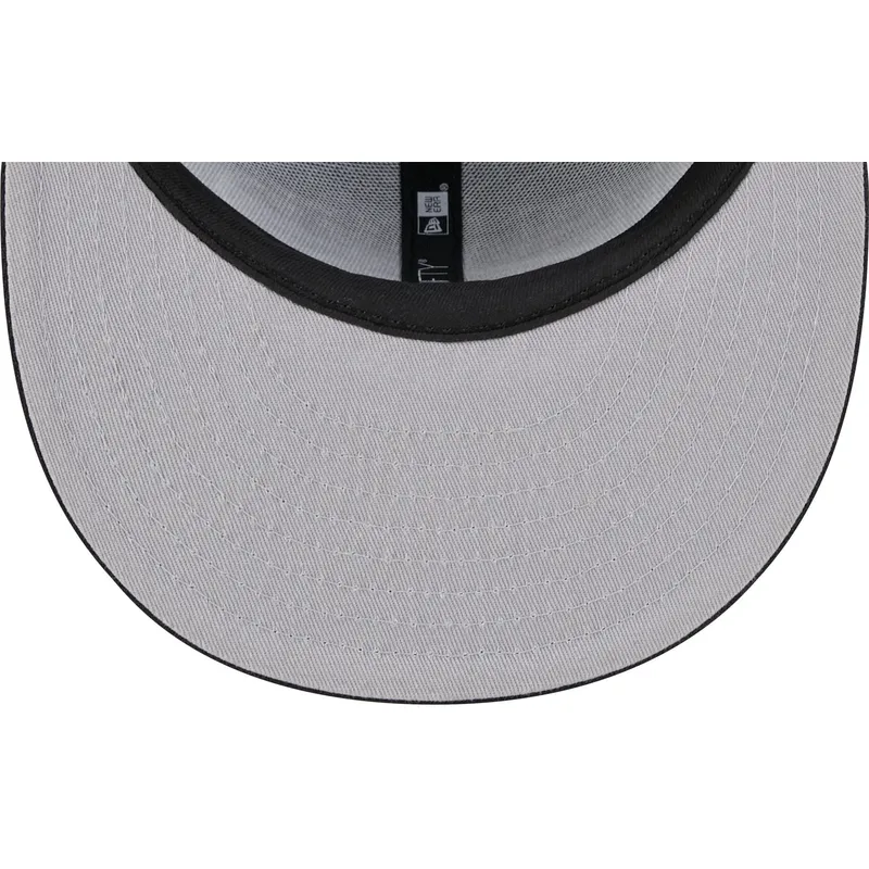 schwarze-flache-snapback-kappe-9fifty-tip-off-2023-der-los-angeles-lakers-nba-von-new-era