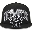 schwarze-flache-snapback-kappe-9fifty-tip-off-2023-der-milwaukee-bucks-nba-von-new-era
