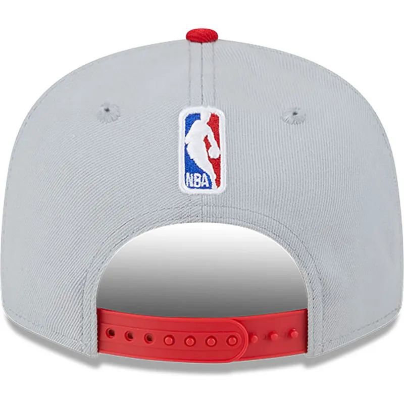 sapkak-lapos-szurke-snapback-9fifty-tip-off-2023-chicago-bulls-nba-new-era