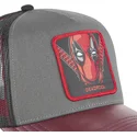 grau-bordeauxfarbene-trucker-kappe-deadpool-mar6-dea2-marvel-comics-von-capslab