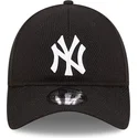 schwarze-verstellbare-9twenty-herringbone-curved-cap-der-new-york-yankees-mlb-von-new-era