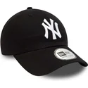 schwarze-verstellbare-curved-cap-9twenty-league-essential-der-new-york-yankees-mlb-von-new-era