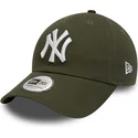 grune-verstellbare-9twenty-league-essential-kappe-der-new-york-yankees-mlb-von-new-era
