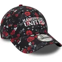 schwarze-und-rote-verstellbare-curved-cap-9forty-floral-all-over-print-von-manchester-united-football-club-premier-league-von-ne