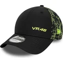schwarze-snapback-cap-mit-gebogenem-schirm-9forty-poly-print-von-valentino-rossi-vr46-motogp-von-new-era
