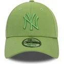 sapkak-ivelt-zold-allithato-9forty-league-essential-new-york-yankees-mlb-new-era