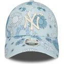verstellbare-blaue-damenkappe-9forty-floral-all-over-print-der-new-york-yankees-mlb-von-new-era