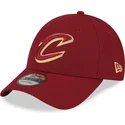 rote-verstellbare-curved-cap-9forty-the-league-der-cleveland-cavaliers-nba-von-new-era