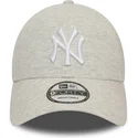 sapkak-ivelt-bezs-allithato-9forty-jersey-essential-new-york-yankees-mlb-new-era