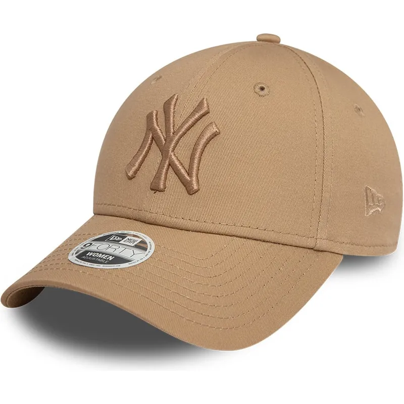 cap-ivelt-kafyav-reguliruema-lenta-claro-claro-9forty-league-essential-new-york-yankees-mlb-new-era