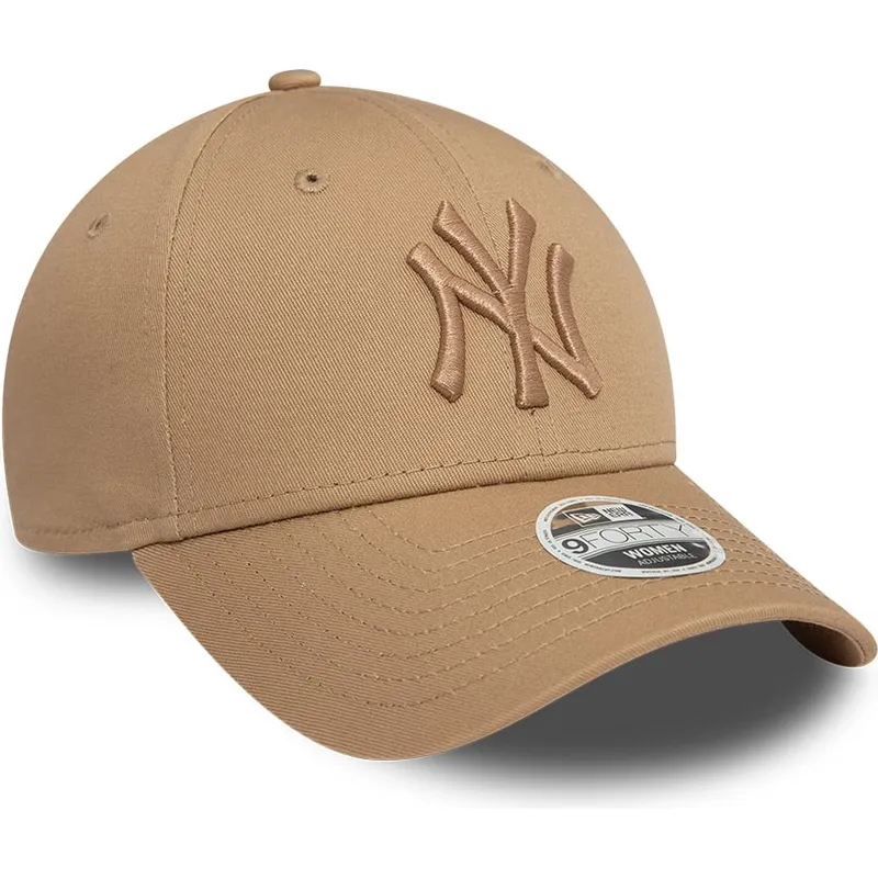 cap-ivelt-kafyav-reguliruema-lenta-claro-claro-9forty-league-essential-new-york-yankees-mlb-new-era
