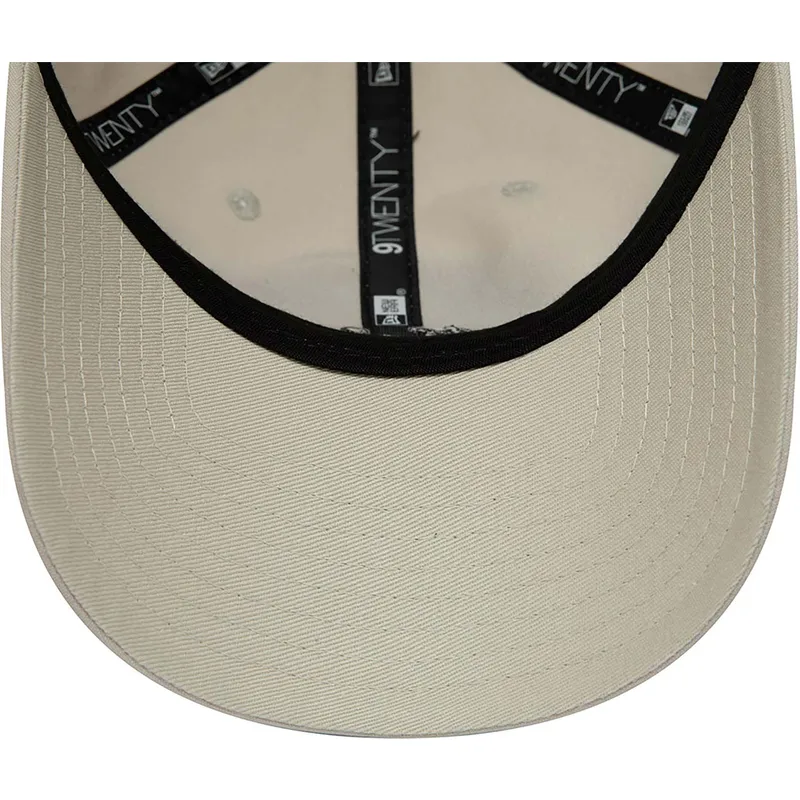 beige-verstellbare-curved-cap-9twenty-repreve-heritage-script-von-new-era