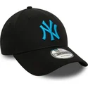 schwarze-verstellbare-curved-cap-mit-blauem-logo-9forty-league-essential-der-new-york-yankees-mlb-von-new-era