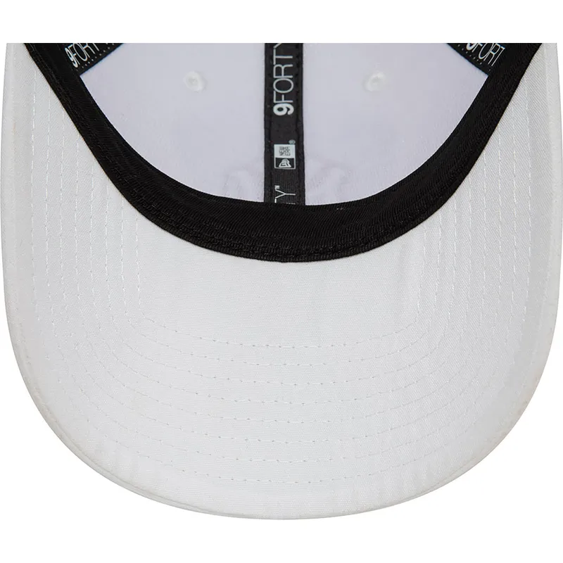 weisse-verstellbare-curved-cap-9forty-repreve-outline-der-new-york-yankees-mlb-von-new-era
