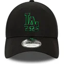 gorra-curva-negra-ajustable-con-logo-verde-9forty-team-outline-de-los-angeles-dodgers-mlb-de-new-era