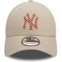 cap-ivelt-bezhov-reguliruema-lenta-9forty-seasonal-infill-new-york-yankees-mlb-new-era