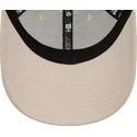 beige-justerbar-bojd-keps-9forty-repreve-basketball-pizza-fran-new-era