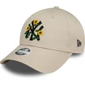 verstellbare-beige-damenkappe-9forty-floral-der-new-york-yankees-mlb-von-new-era