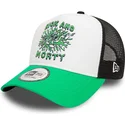 weiss-schwarz-grune-trucker-cap-a-frame-character-von-rick-and-morty-von-new-era