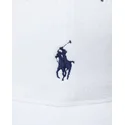 weisse-verstellbare-curved-cap-mit-blauem-logo-cotton-terry-classic-sport-von-polo-ralph-lauren