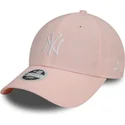 verstellbare-rosa-damenkappe-mit-gebogenem-schirm-9forty-linen-der-new-york-yankees-mlb-von-new-era