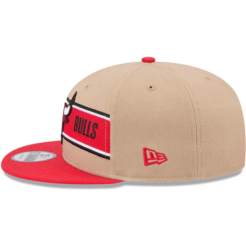 brun-och-rod-platt-keps-snapback-9fifty-draft-2024-fran-chicago-bulls-nba-av-new-era