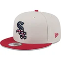 beige-und-rote-flache-snapback-kappe-9fifty-4th-of-july-der-chicago-white-sox-mlb-von-new-era