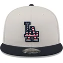 beige-und-marineblaues-snapback-9fifty-4th-of-july-cap-der-los-angeles-dodgers-mlb-von-new-era