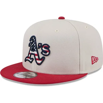 Beige und rote flache Snapback-Kappe 9FIFTY 4th of July der Oakland Athletics MLB von New Era