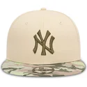 beige-platt-snapbackkeps-med-gront-logo-for-barn-9fifty-contrast-new-york-yankees-mlb-fran-new-era