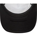 sapkak-ivelt-fekete-snapback-bugs-bunny-and-his-friends-a-frame-looney-tunes-new-era
